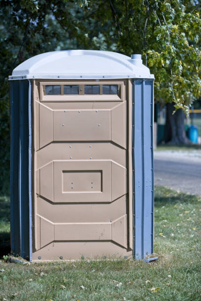 Best Portable toilet rental cost  in Camanche, IA